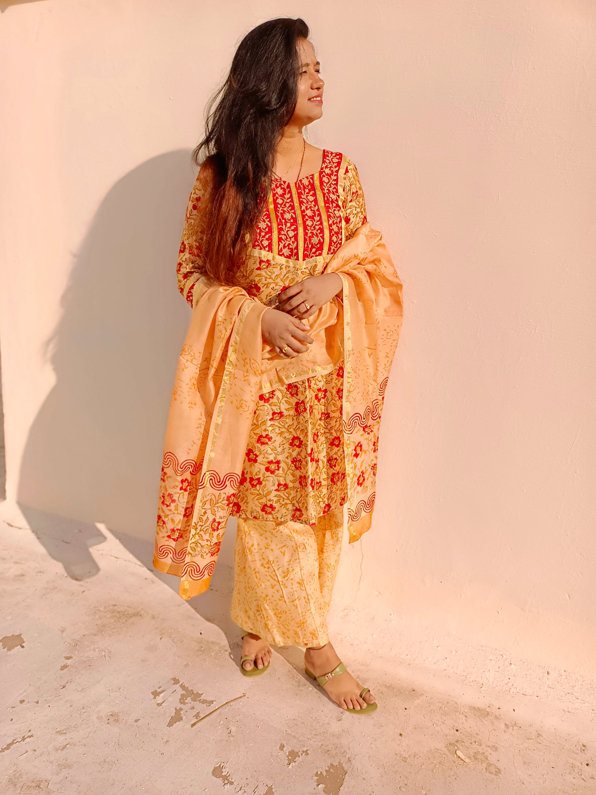 Sunlit Aura